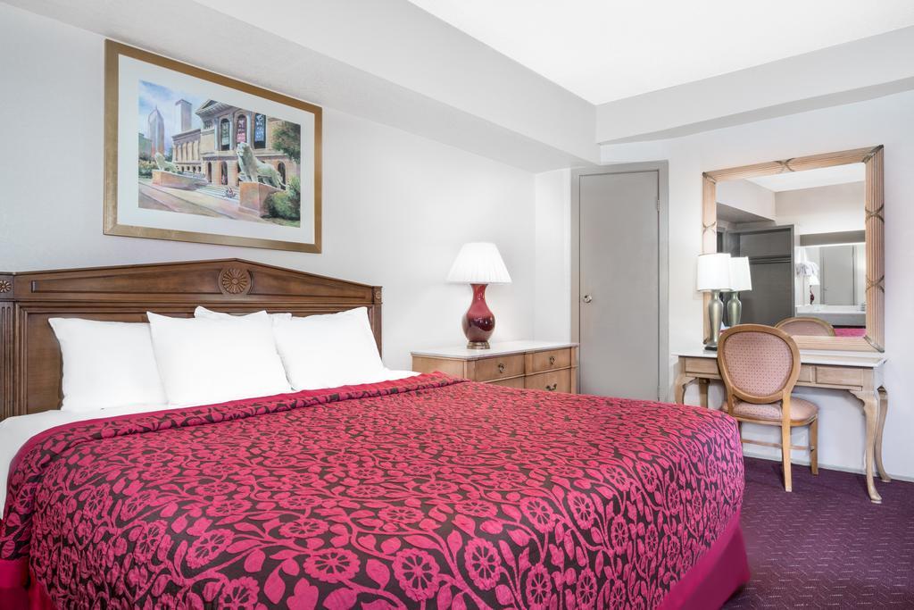 Days Inn By Wyndham Rochester Downtown Екстер'єр фото