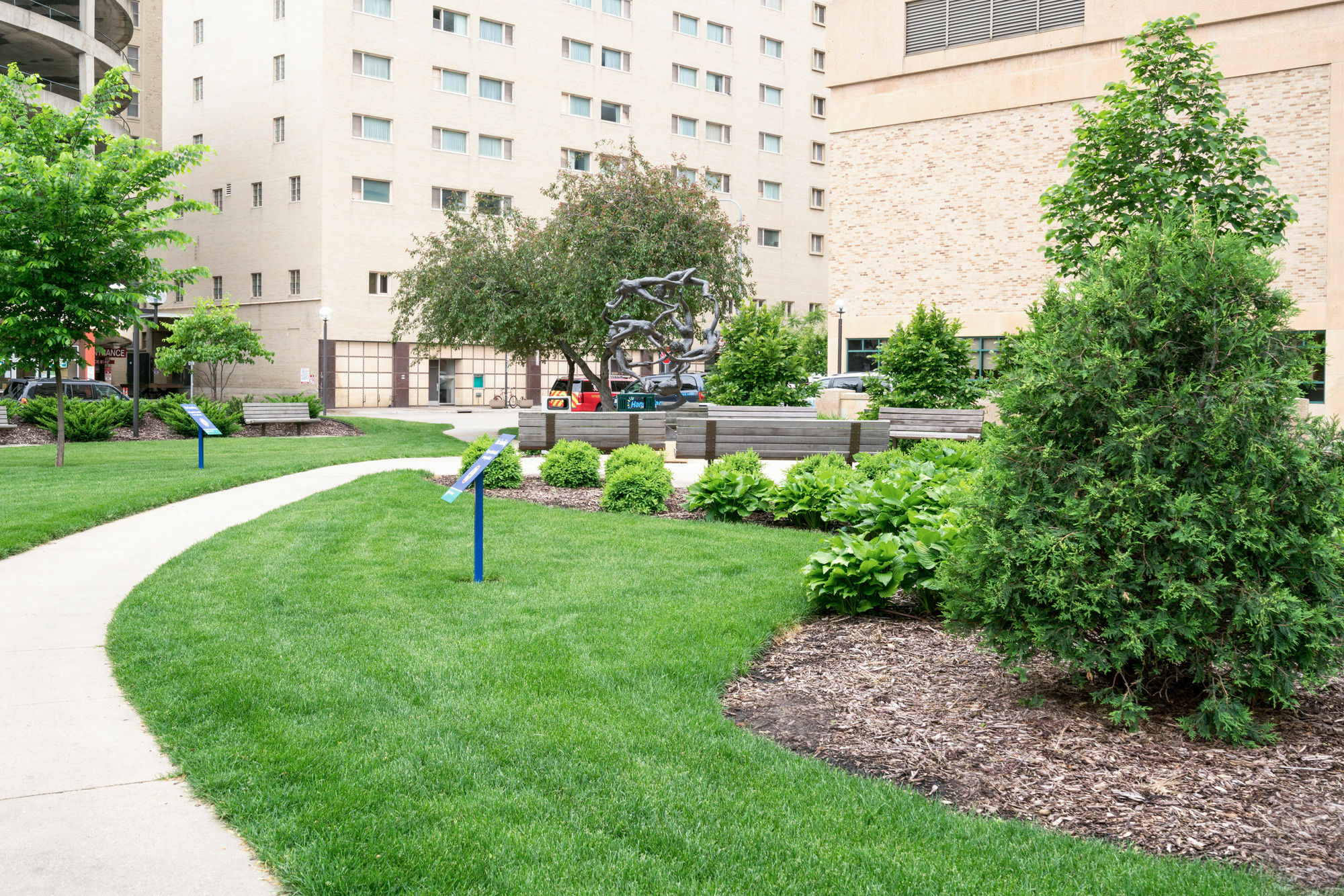 Days Inn By Wyndham Rochester Downtown Екстер'єр фото